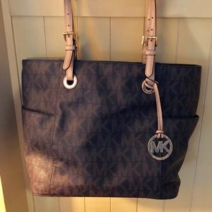 Michael Kors purse